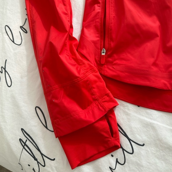 Lululemon Goal Smasher Jacket Carnation Red 6 like new - Picture 7 of 9